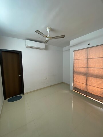 Master Bedroom in 1 BHK Apartment at Lodha Palava Downtown, Dombivli East – for Rent