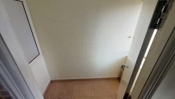 Room in 3 BHK Apartment at Godrej Woodsman Estate, Hebbal – for Rent