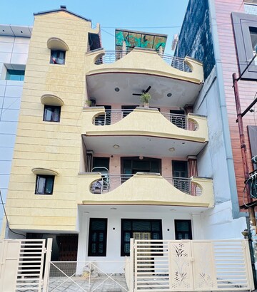 4 BHK Builder Floor – Exterior View View at Shakti Khand - for Rent