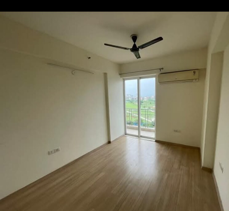 Room, dlf-regal-gardens 3 Bedroom 1744 Sq.Ft. Apartment In Sector 90 Gurgaon 8191706