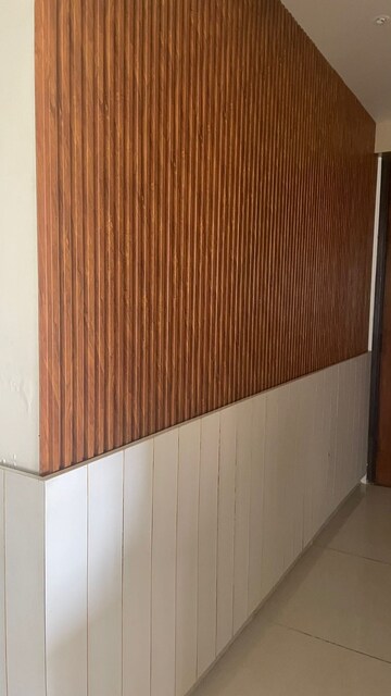 Room in 3.5 BHK Apartment at ACE Golf Shire, Sector 150 – for Rent
