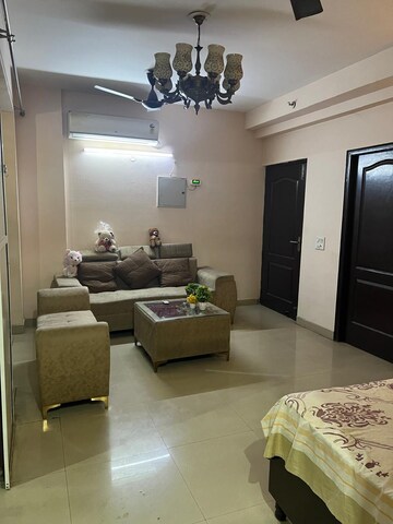 2 BHK Apartment For Rent in Aims Golf City, Sector 75