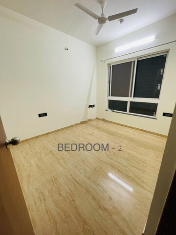 Room in 2.5 BHK Apartment at VTP Beaumonde, Kharadi – for Rent