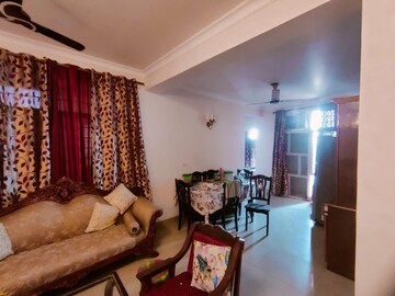 Living Room in 2 BHK Apartment at Sector 46 – for Rent