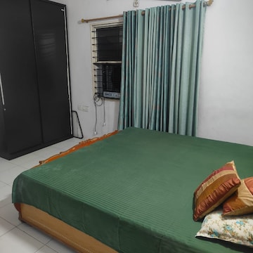Bedroom in 3 BHK Apartment at Bicholi Mardana – for Rent