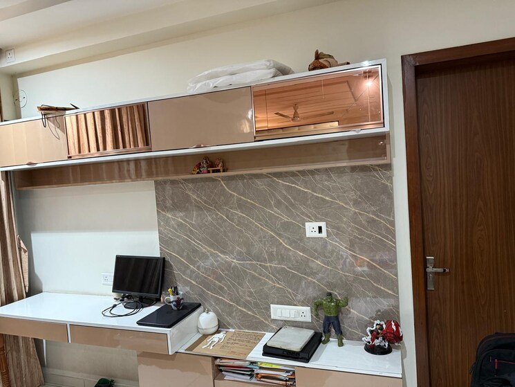 Master Bedroom, mantra-sky-homes 4 Bedroom 2088 Sq.Ft. Apartment In Magarpatta City Pune 8191806