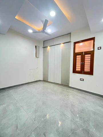 2 BHK Builder Floor For Sale in Sector 72