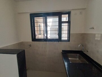 Room in 2 BHK Apartment at Kohinoor Coral Phase 3, Hinjewadi – for Rent