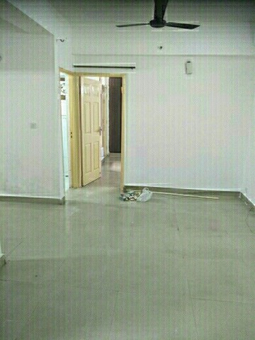 Room in 2 BHK Apartment at Supertech Cape Town, Sector 74 – for Rent
