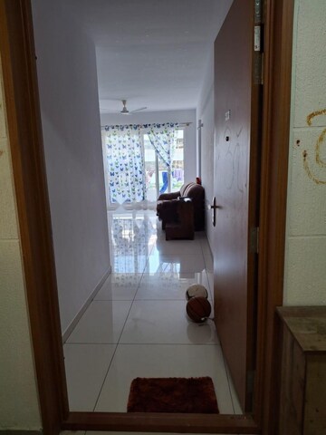 Bathroom in 2 BHK Apartment at Amanora Ascent Towers, Hadapsar – for Rent