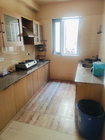 Kitchen in 6+ BHK Villa at Sector 43 – for Rent
