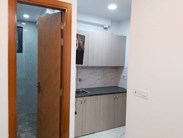 Room in Studio Builder Floor at Tagore Garden – for Rent