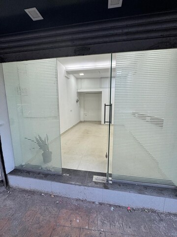 Commercial Shop 200 Sq.Ft. For Rent in Warden Road Mumbai  8191966