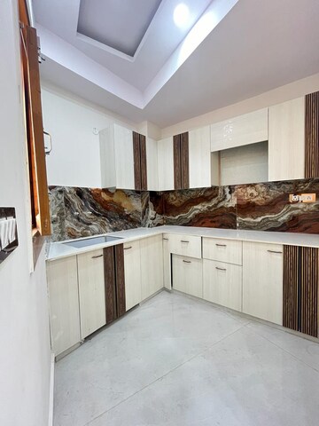 Kitchen in 4 BHK Builder Floor at Sector 72 – for Sale