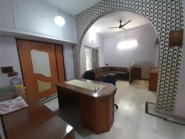 Living Room in 2 BHK Builder Floor at New Alipore – for Rent