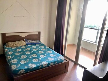 Bedroom in 5 BHK Apartment at Kumar Parc Residences, Hadapsar – for Sale