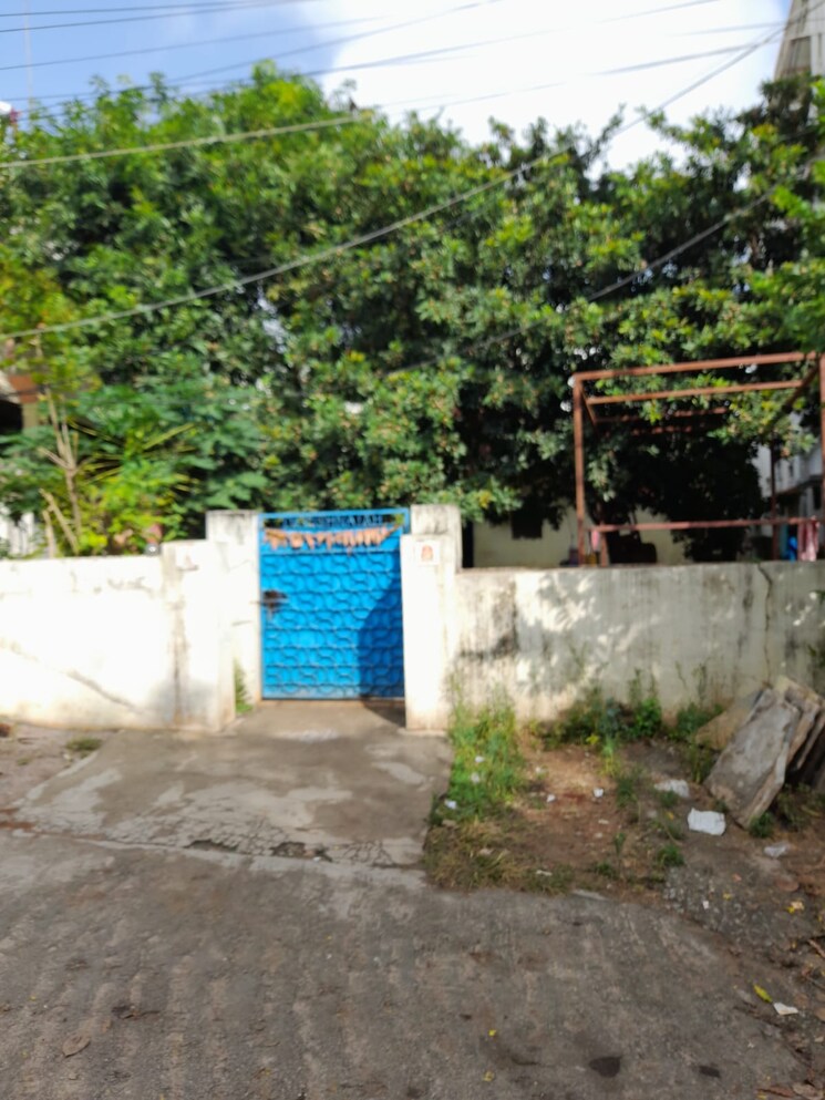 Listing Cover Image