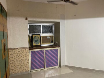 Room in 2.5 BHK Apartment at CGEWHO Kendriya Vihar , Kharghar – for Rent