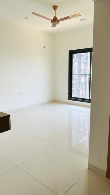 Room in 3 BHK Apartment at Prestige Finsbury Park Hyde, Bagaluru  – for Rent