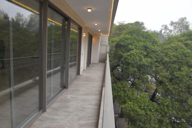 Balcony, greater kailash i 5 Bedroom 730 Sq.Yd. Builder Floor In Greater Kailash I Delhi 8192056