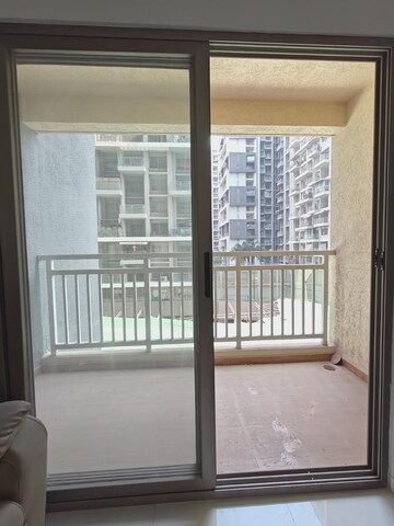Room in 2 BHK Apartment at Bramhacorp The Collection, Kalyani Nagar – for Rent