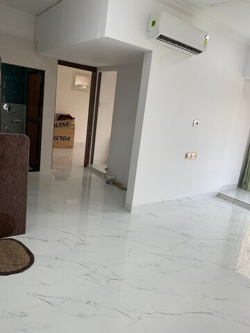 Room in 2 BHK Apartment at Bandra West – for Rent