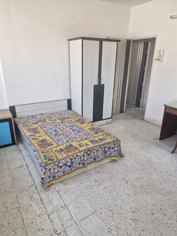 Bedroom in 2 BHK Apartment at Shastrinagar – for Rent