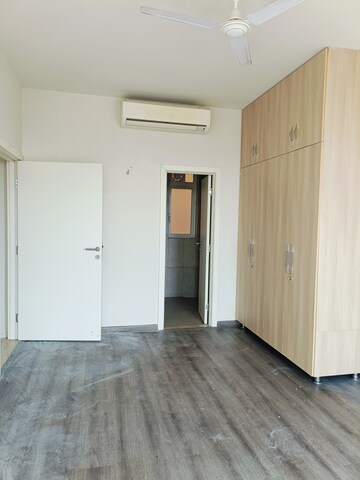 Room in 2 BHK Apartment at Ireo The Corridors, Sector 67a – for Rent