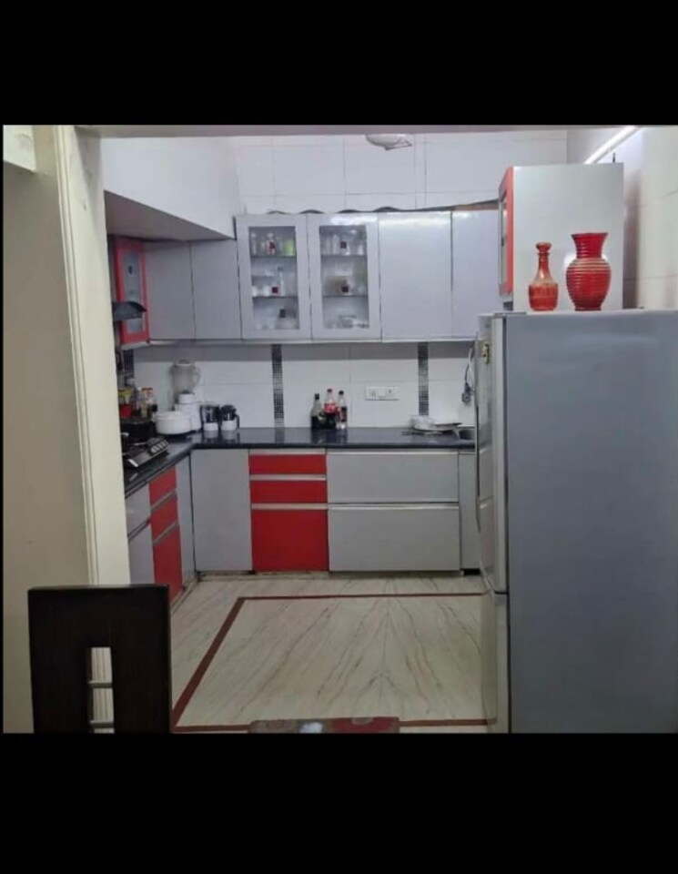 Floor Plan, pitampura 4 Bedroom 200 Sq.Yd. Builder Floor In Pitampura Delhi 8192172