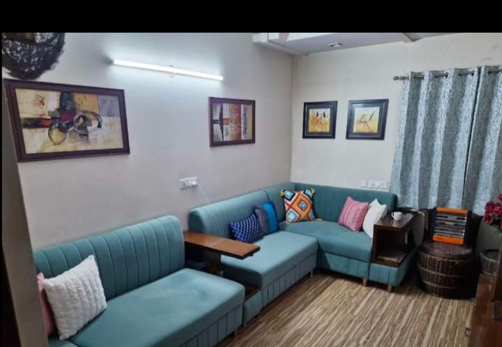 4 BHK Builder Floor For Sale in Pitampura