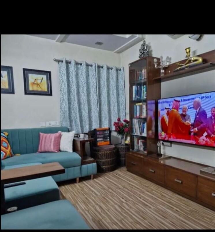 Bedroom, pitampura 4 Bedroom 200 Sq.Yd. Builder Floor In Pitampura Delhi 8192172