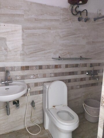 Bathroom in 3 BHK Apartment at Hill View Banjara Hills, Banjara Hills – for Rent