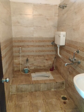 Furnished Amenities in 3 BHK Apartment at Hill View Banjara Hills, Banjara Hills – for Rent