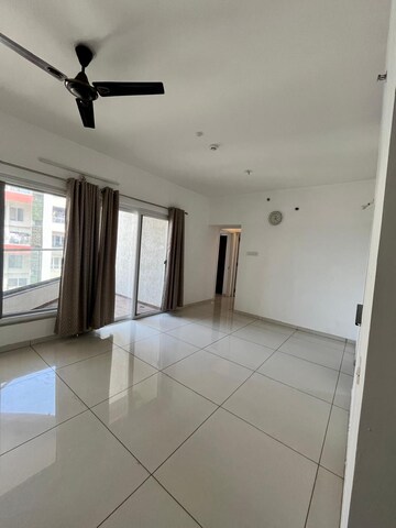 Room in 2 BHK Apartment at Avon Vista, Balewadi – for Rent