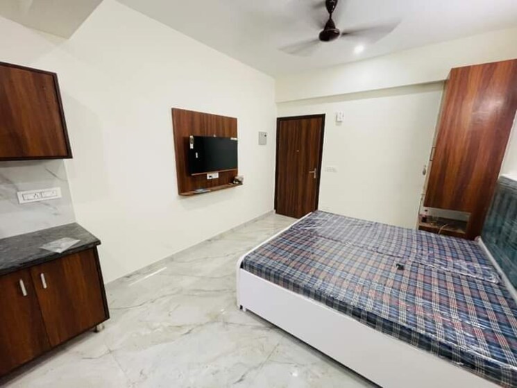 Bedroom, emaar-the-palm-square 3 Bedroom 1920 Sq.Ft. Apartment In Sector 66 Gurgaon 8192237