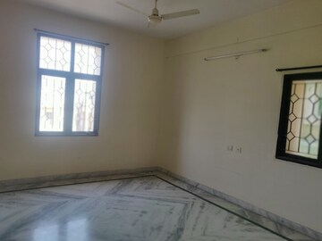 Room in 3 BHK Apartment at City Center Banjara Hills, Banjara Hills – for Rent