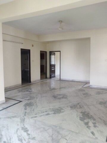 Staircase in 3 BHK Apartment at City Center Banjara Hills, Banjara Hills – for Rent