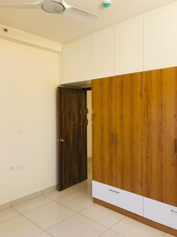 Room in 3 BHK Apartment at Provident Park Square, Kanakapura Road – for Rent