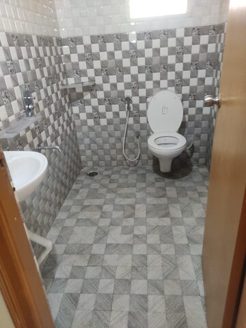 Bathroom in 2 BHK Apartment at Mahadevpura – for Rent