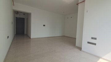 Room in 2.5 BHK Apartment at Marathon Monte South, Byculla West – for Rent