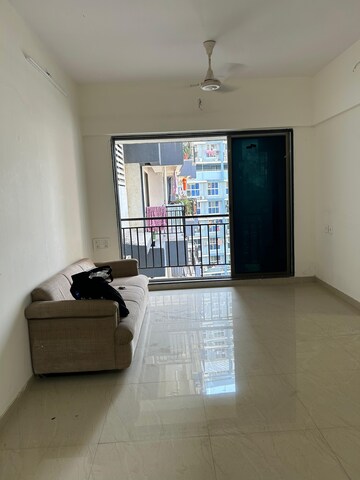 2 BHK Apartment For Rent in Shree Sai Surya Kiran, Andheri West