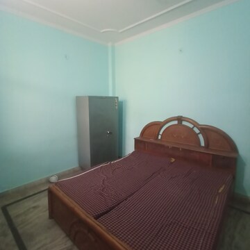 Bedroom in 2 BHK Independent House at Alpha 1 RWA, Alpha 1 Greater Noida – for Rent