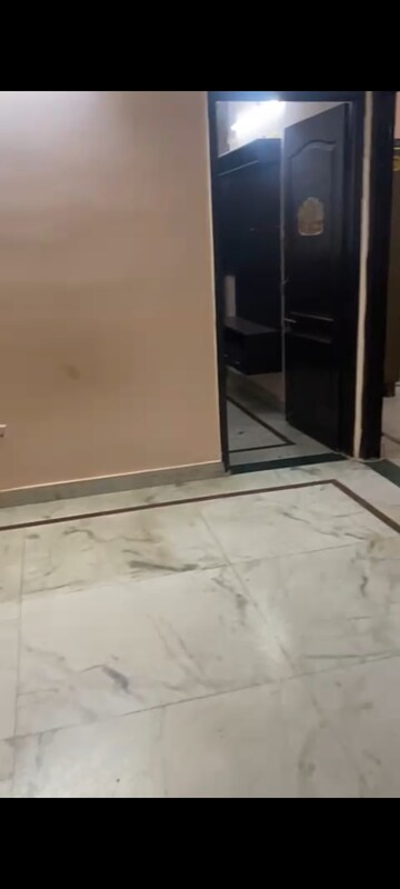 3 BHK Builder Floor For Rent in Rohini Sector 6