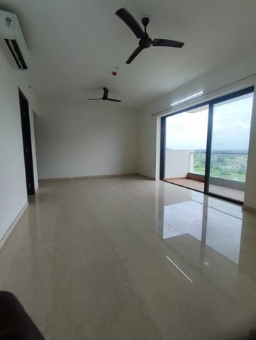 Room in 3 BHK Apartment at Lodha Palava Trinity A To C, Dombivli East – for Rent