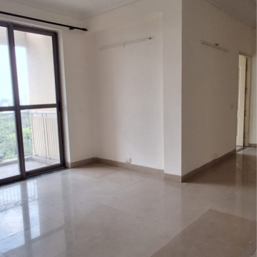 Room in 3 BHK Apartment at Malibu Town – for Rent