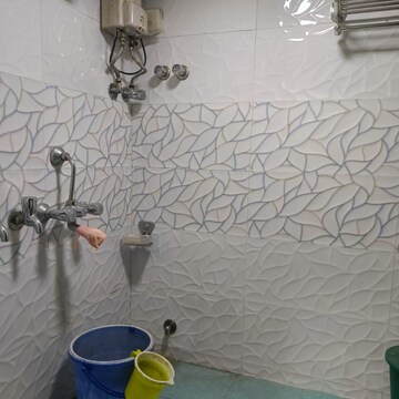 Bathroom in 1 BHK Apartment at Dahisar West – for Sale