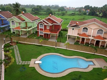 Swimming Pool in 2 BHK Apartment at Benaulim – for Sale