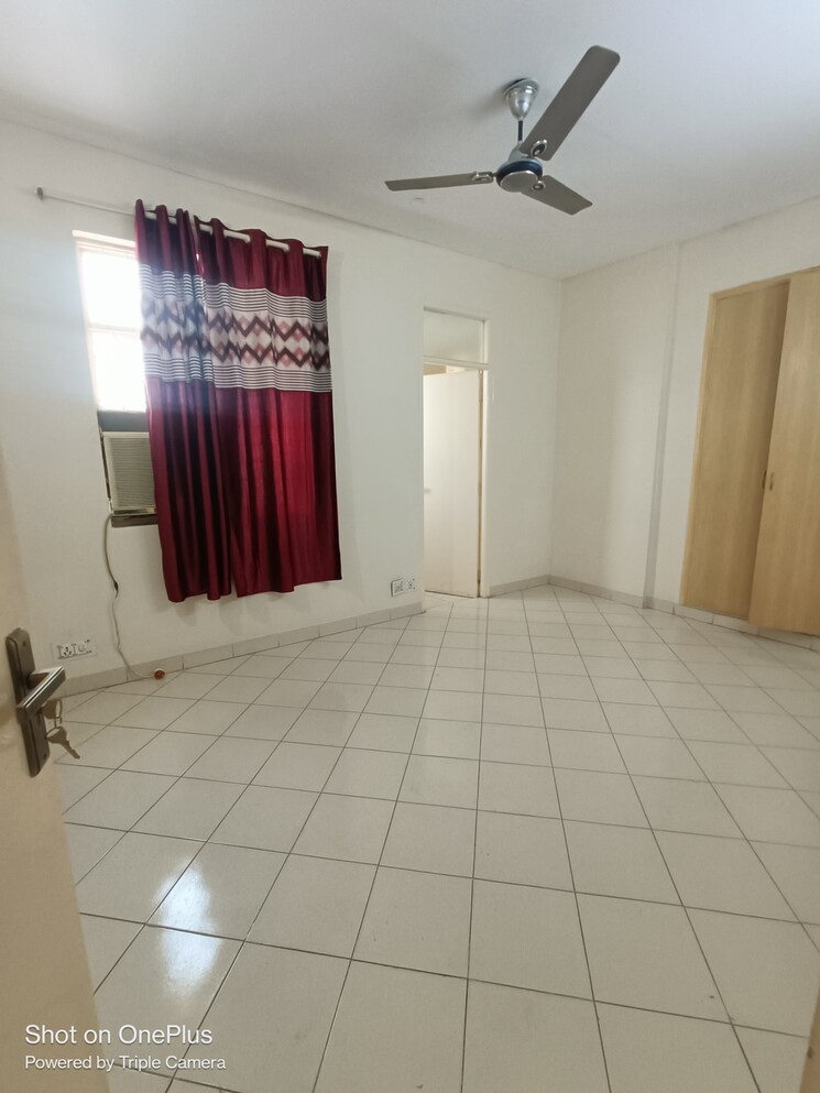 Living Room, maple-heights 2 Bedroom 980 Sq.Ft. Apartment In Sector 43 Gurgaon 8192590