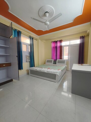 2 BHK Builder Floor For Rent in Saket