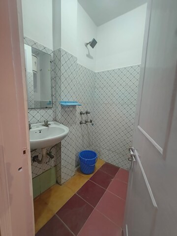 Bathroom in 2 BHK Builder Floor at Saket – for Rent